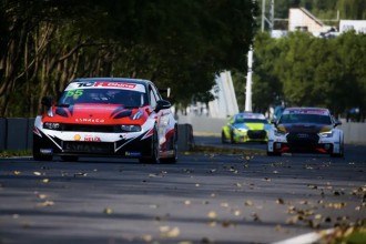 Ma Qing Hua wins in Tianma as MG cars run into each other