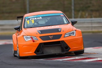 Pekař pips Vesnić for TCR Eastern Europe pole in Hungary