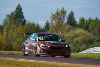 Mikel Azcona scores CUPRA’s second pole in a row at Most