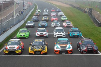 24 cars took part in TCR UK pre-season test at Brands Hatch