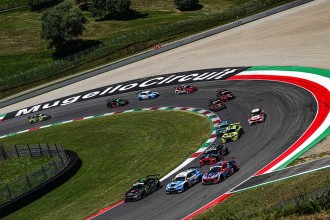 Rolling start and longer races in the TCR Italy championship