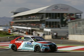 Jean-Karl Vernay wins Race 2 at Marrakech