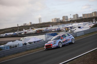 Engstler wins at Zandvoort as Langeveld leads in the points