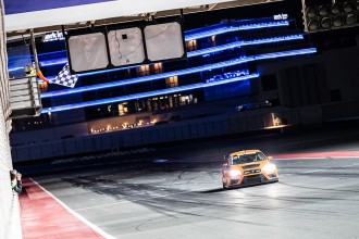 Red Camel-Jordans.nl team wins Dubai’s 4 hours