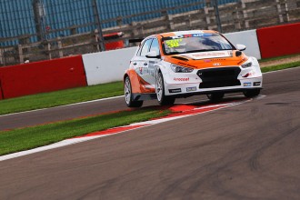 Lewis Kent returns to TCR UK with his Hyundai i30 N