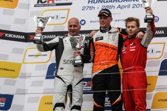 Ryba and Vesnič shared wins in TCR Eastern Europe