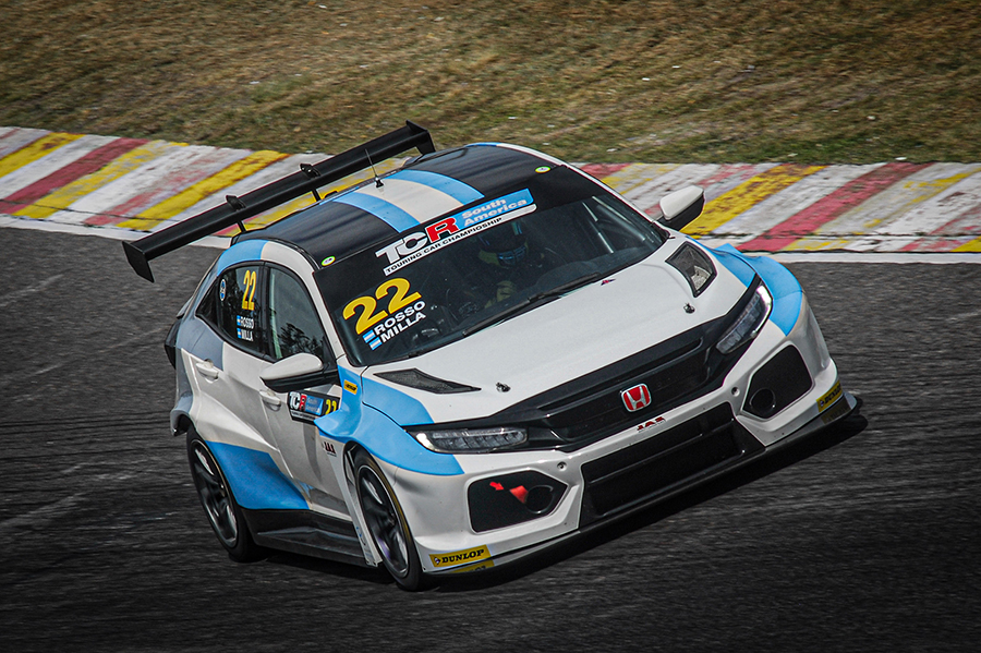 Rosso and Casagrande with Squadra Martino in TCR South America