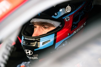 Catsburg joins BRC Racing Team for WTCR final events