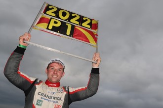 Smiley wins TCR UK title with strong showing at Snetterton